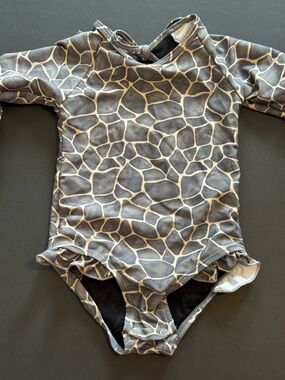 Long-Sleeve Kids One-Piece Ruffle Swimsuit in Gray Giraffe Print